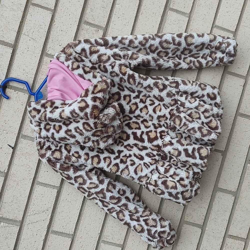 Leopard Coat* - Picture 8 of 11